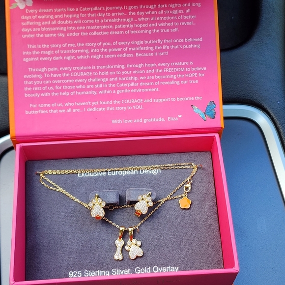 Paw Prints On My Heart Necklace and Earrings Set - Picture 3 of 4